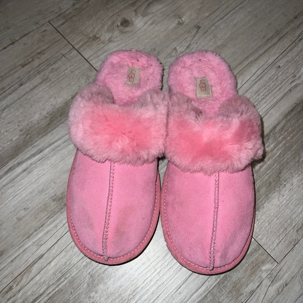 Pink Ugg
